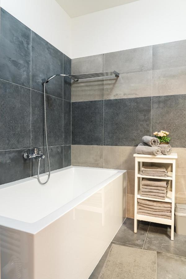 Apartment Lucy - Primo Tatry Stary Smokovec Vysoké Tatry Dış mekan fotoğraf