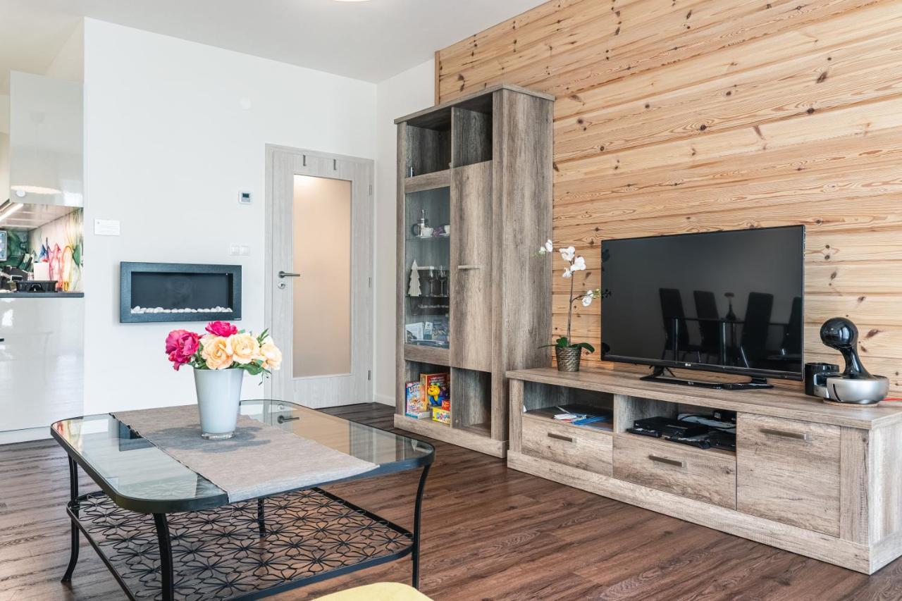 Apartment Lucy - Primo Tatry Stary Smokovec Vysoké Tatry Dış mekan fotoğraf